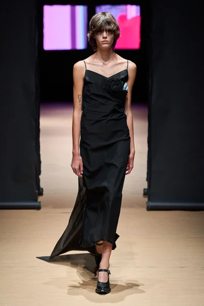 Look 50